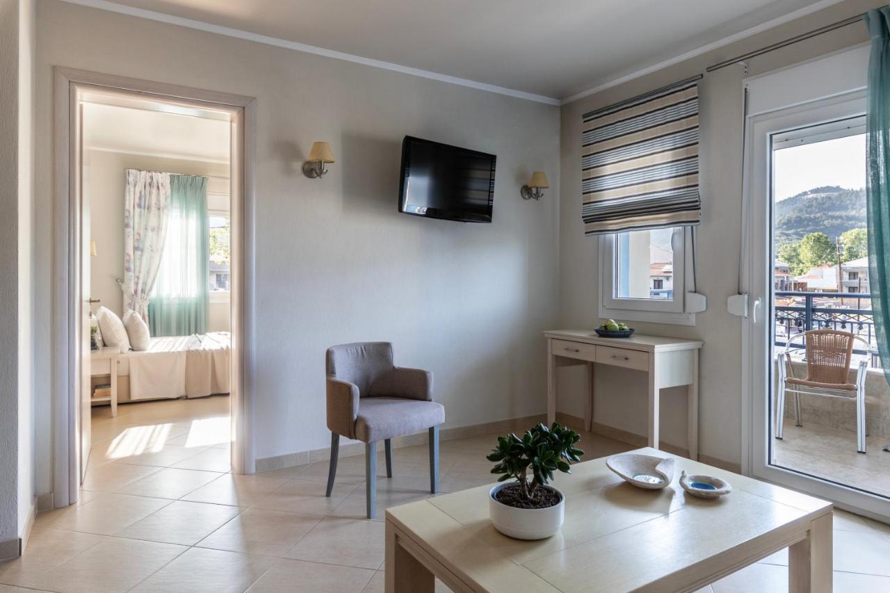Hotel Sole Mare à Chrysi Ammoudia Extérieur photo