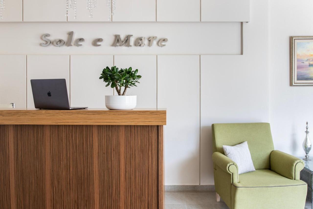 Hotel Sole Mare à Chrysi Ammoudia Extérieur photo